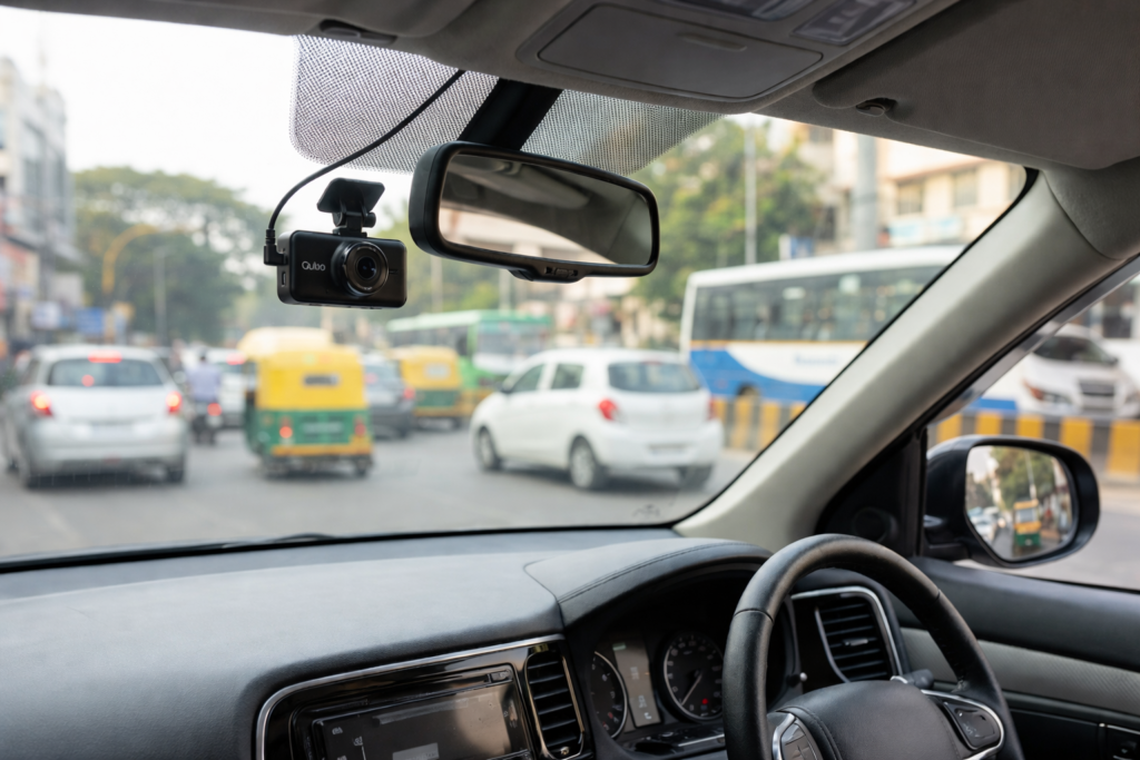 Qubo dash cam installed in a car